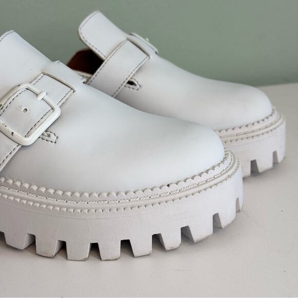 Dolce Vita DV By Kids Kobra Size 13 Light Gray Chunky Lug Sole Mule Slip-On - Picture 4 of 14